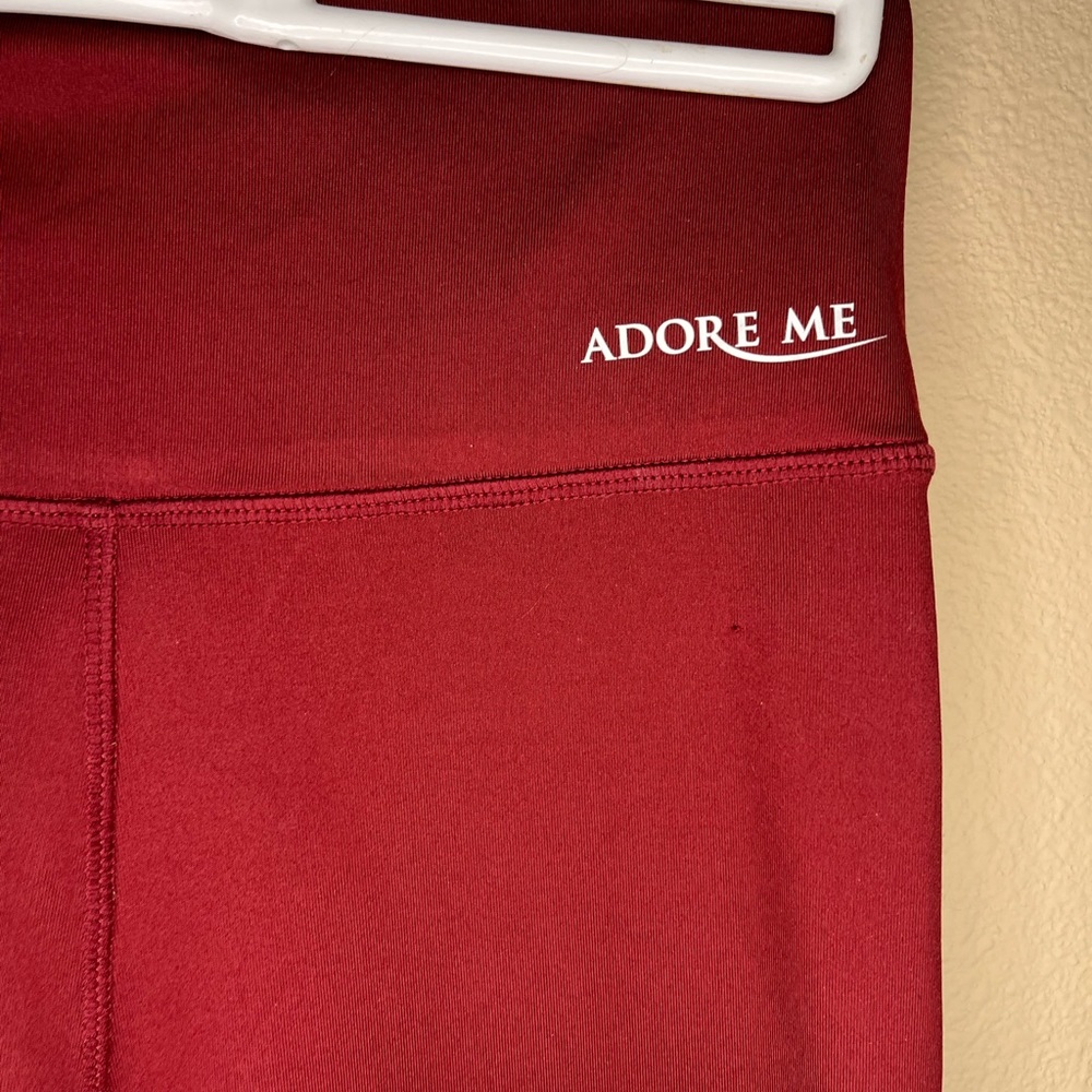 Adore Me capri leggings size small